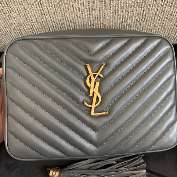 Saint Laurent monogram Lou camera bag - Picture 2 of 9